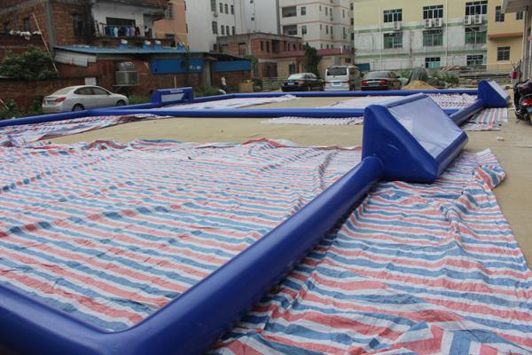 Aangepaste 24m x 18m Opblaasbaar Voetbalgebied/Voetbalgebied voor Bellenbal