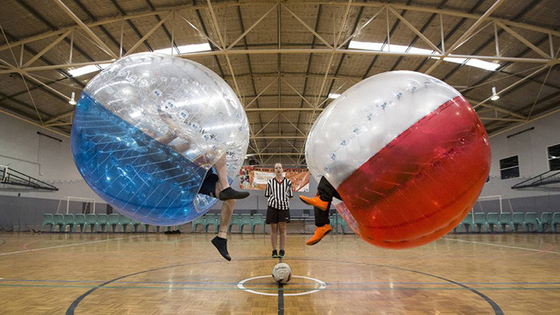 Duurzame 1,00 Mm van de de Bumperbal van TPU de Grappige Opblaasbare Transparante/Rode/Blauwe Kleuren leverancier
